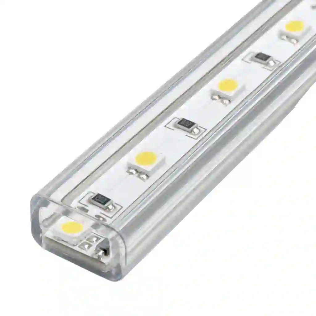 Detail LED pásku 230V IP67 s PVC opláštěním